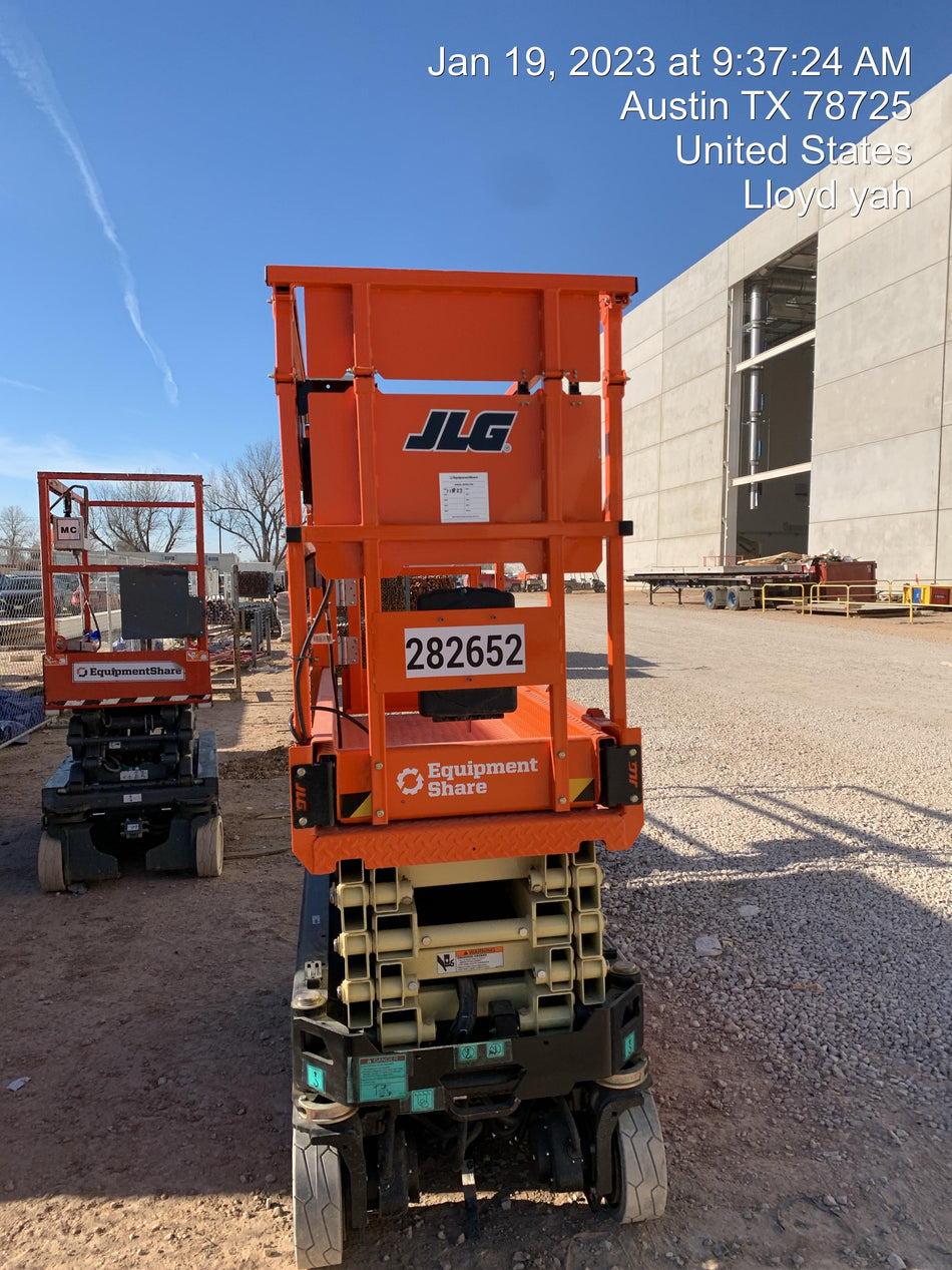 2022 JLG ES1932