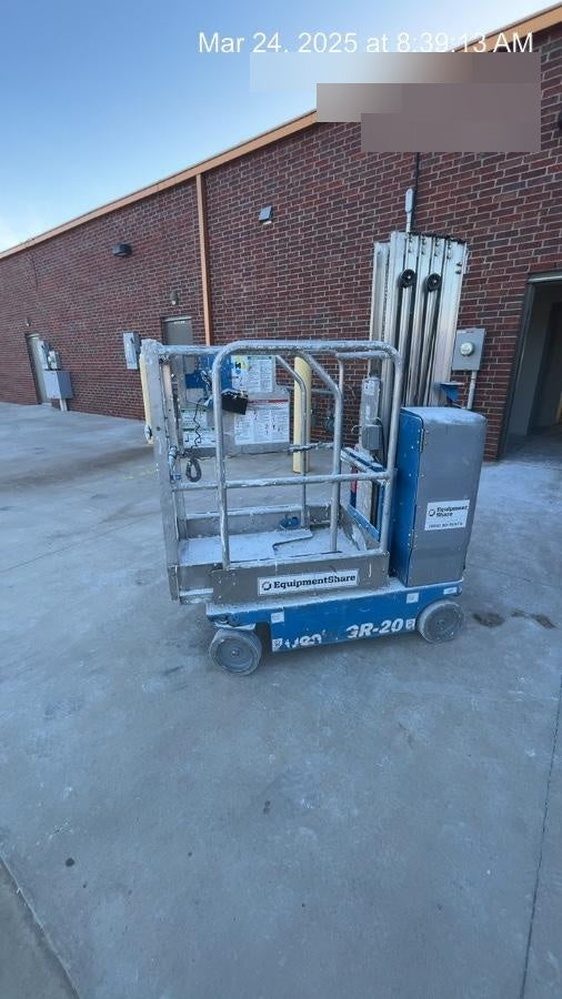 2019 GENIE GR-20