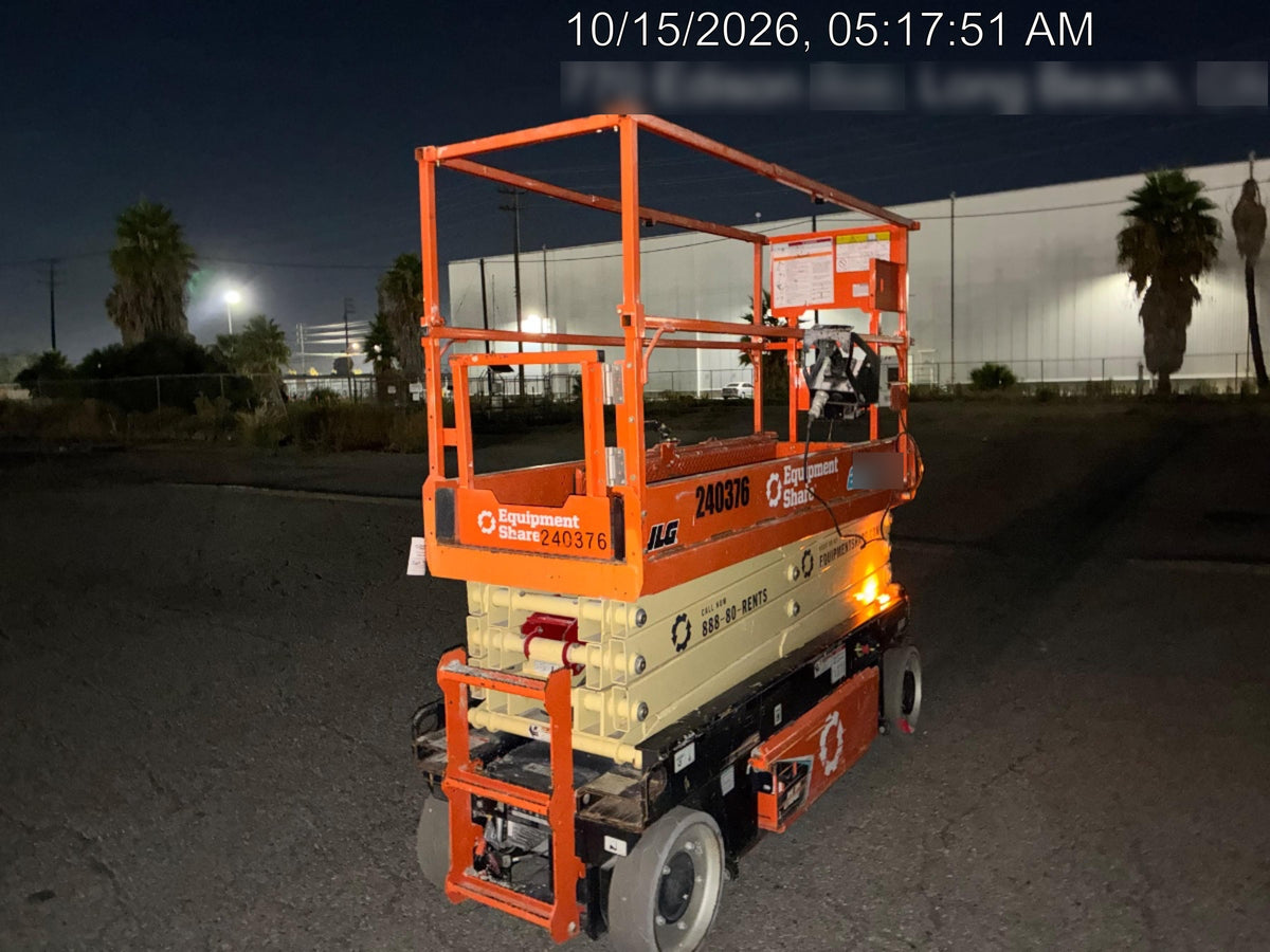 2022 JLG ES2632