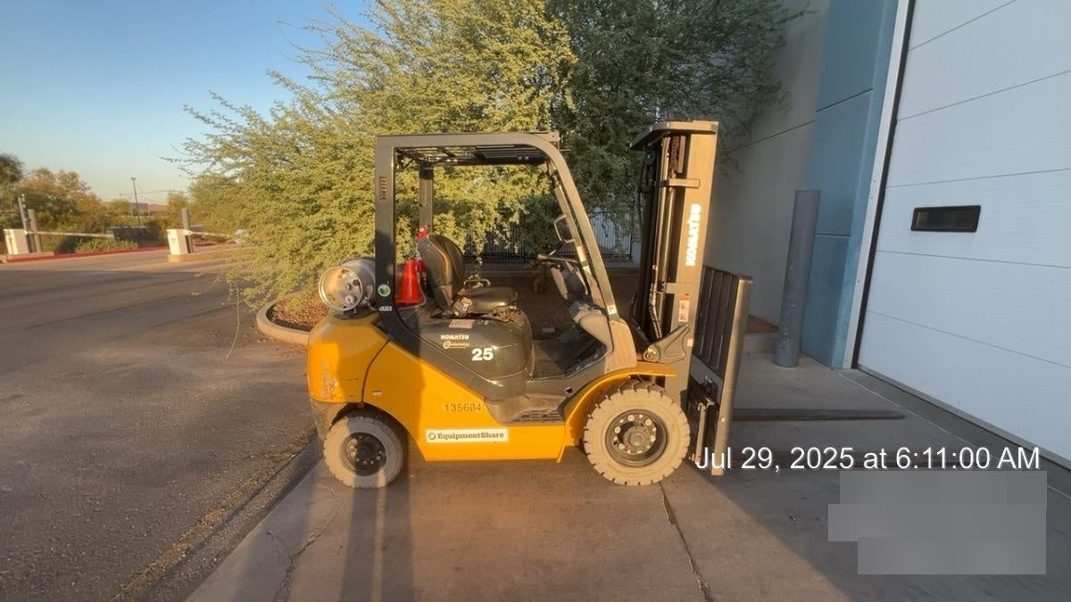 2021 KOMATSU FG25T-16