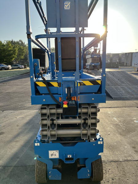 2023 GENIE GS-2632