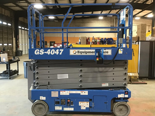 2019 Genie GS-4047 Folding rails with half height swing gate