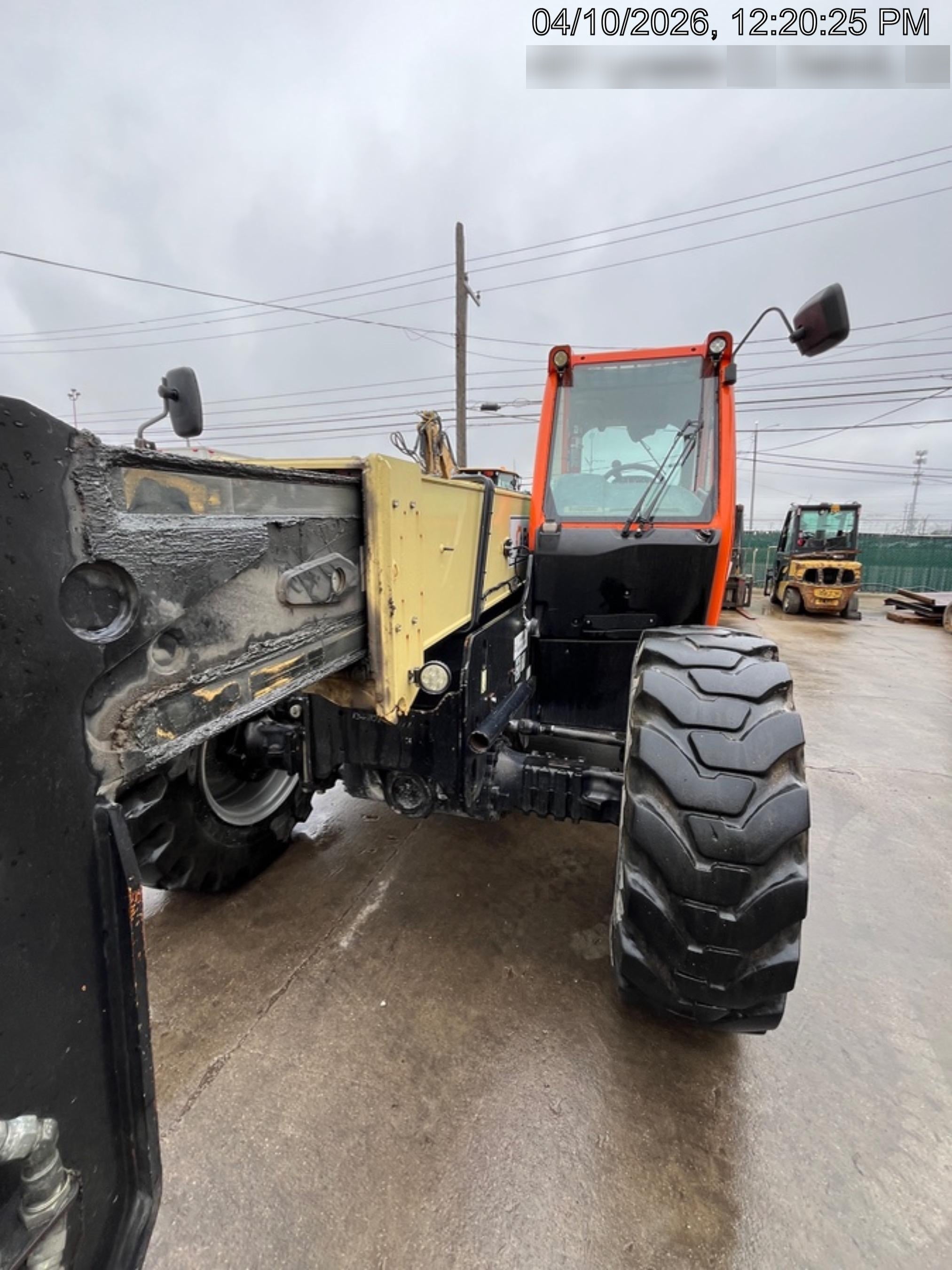 2022 JLG 1732