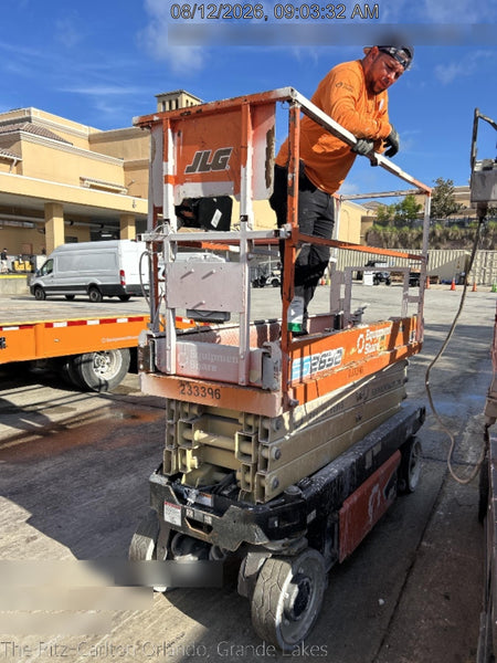 2022 JLG ES2632