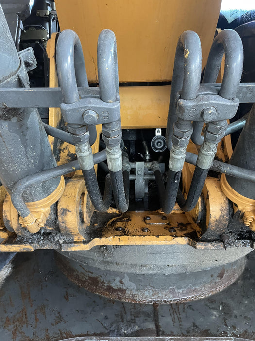 2016 Case CX300D CAB A/C, 12' ARM, STEEL TRACKS, THUMB