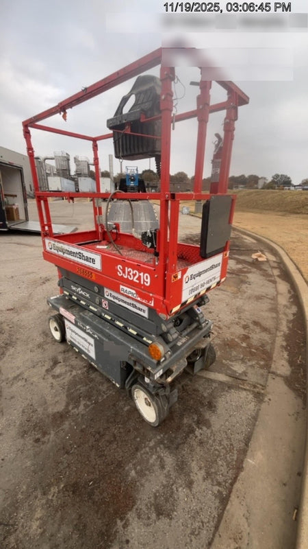 2023 SKYJACK SJ3219