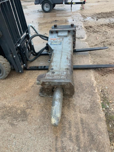 2023 EPIROC EC140T