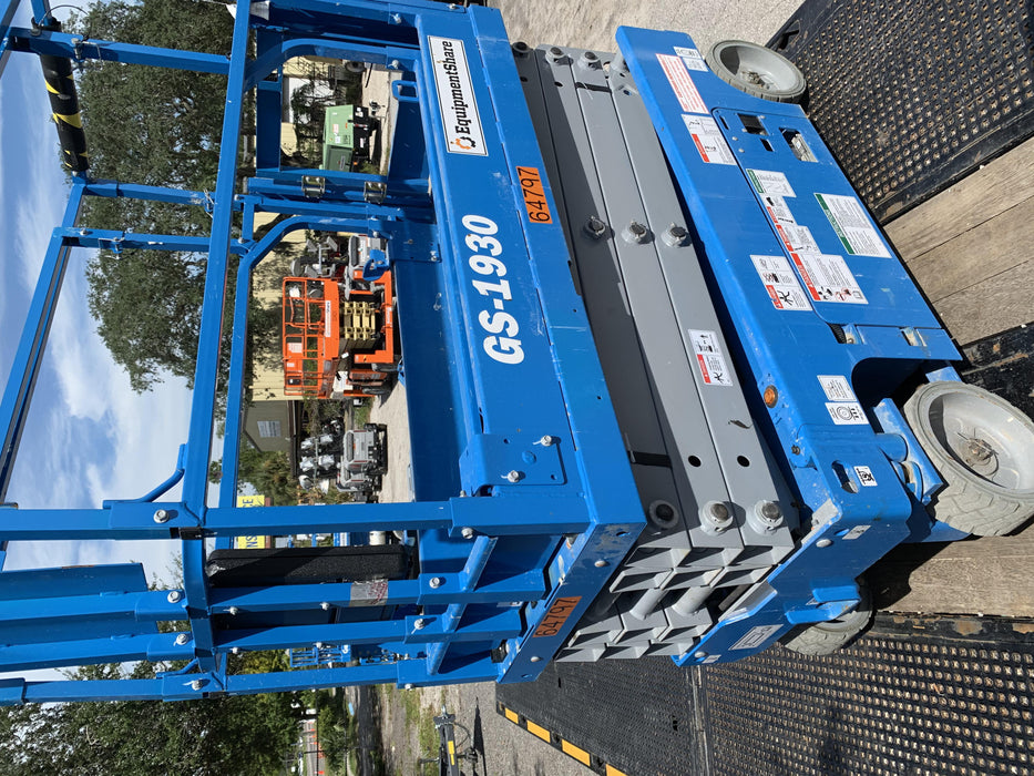 2020 Genie GS-1930 Solid Non Marking Tires, Beacon, Folding rails with half height swing gate