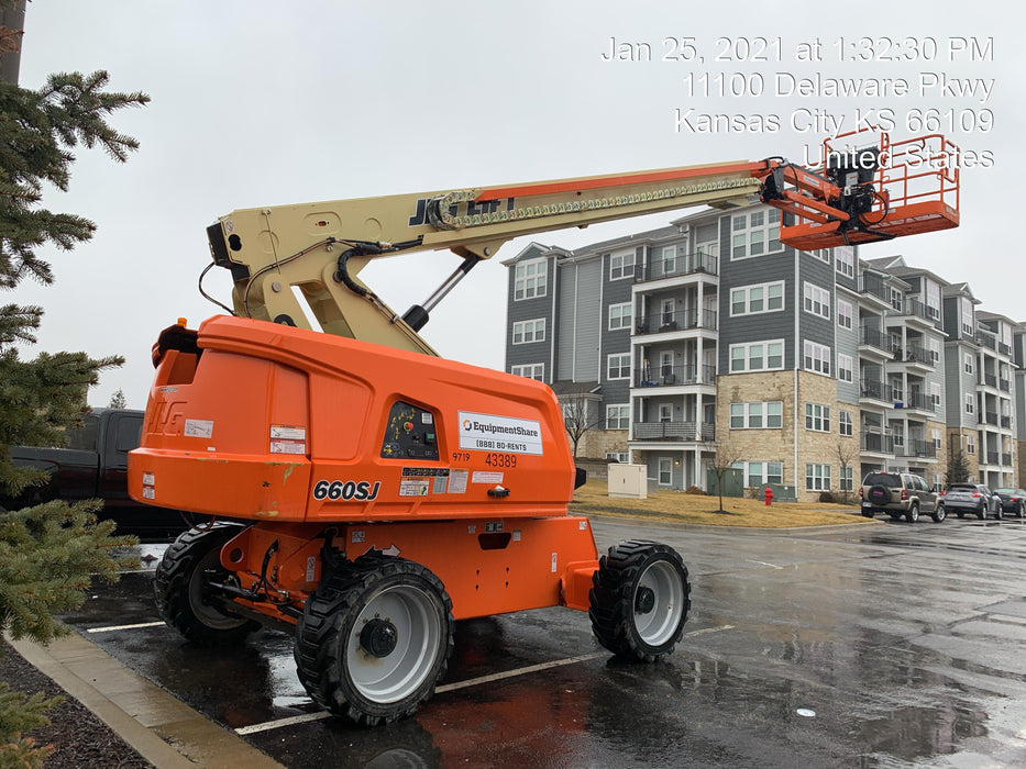 2019 JLG 660SJ