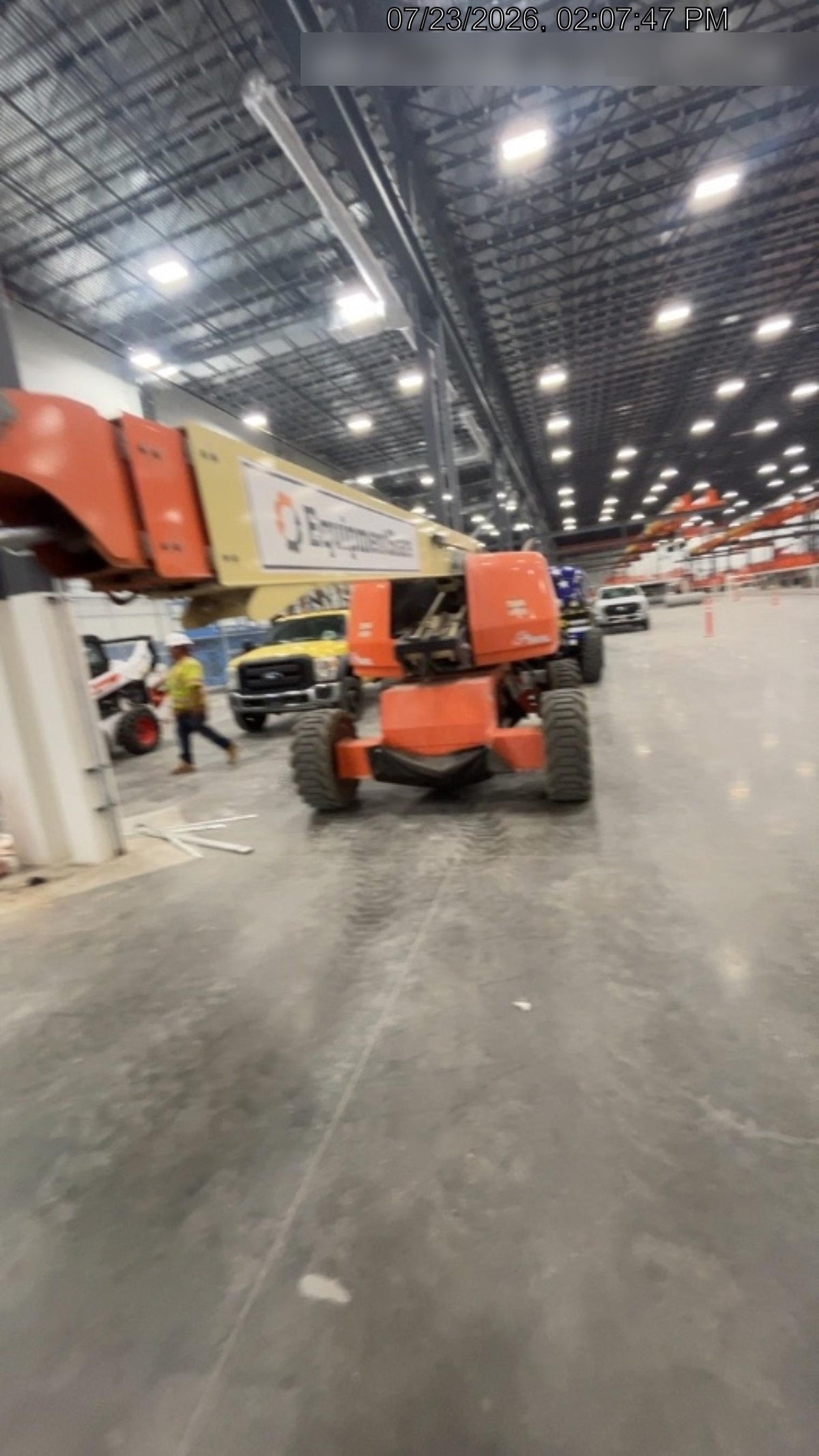 2023 JLG 660SJ