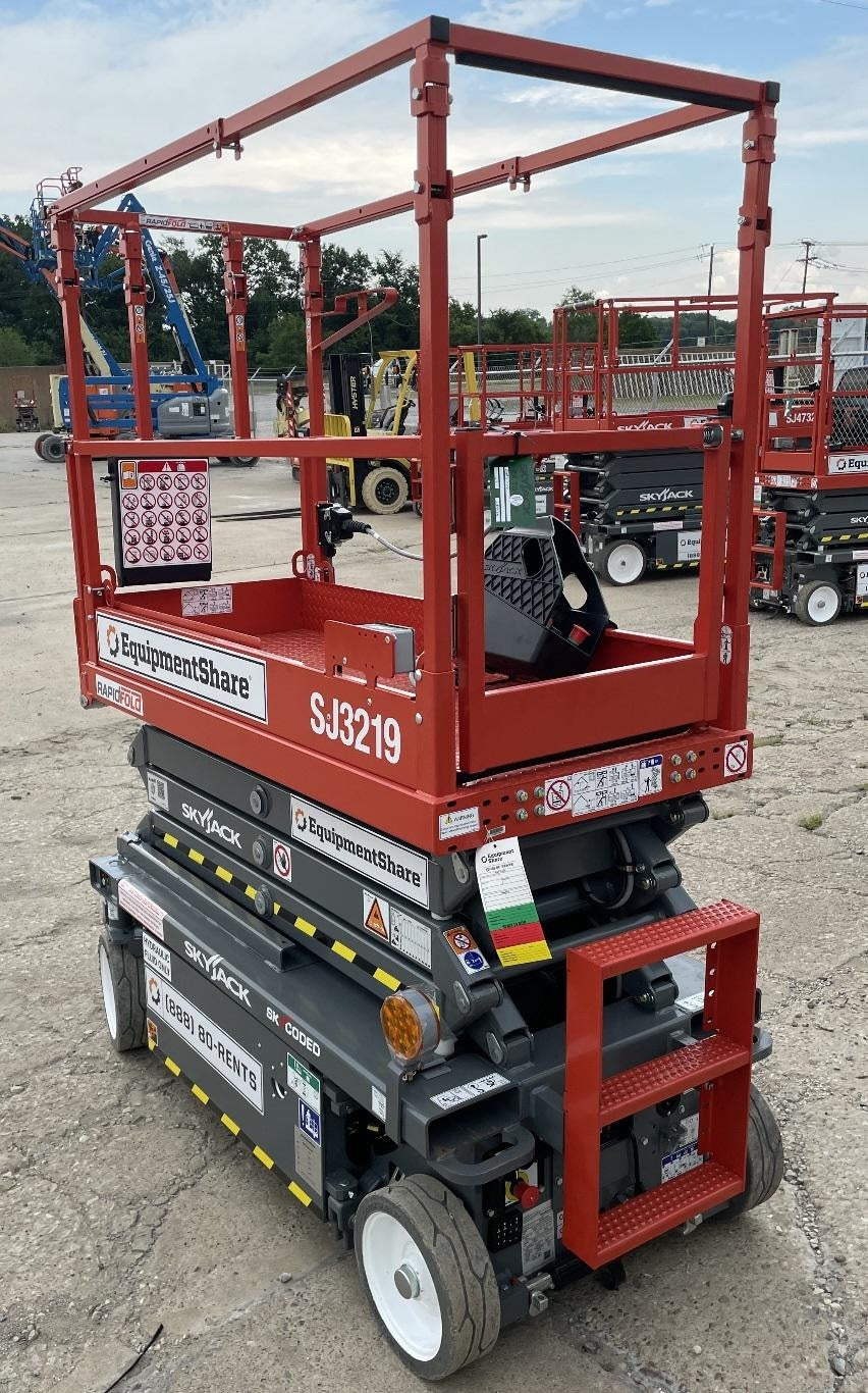2023 SKYJACK SJ3219