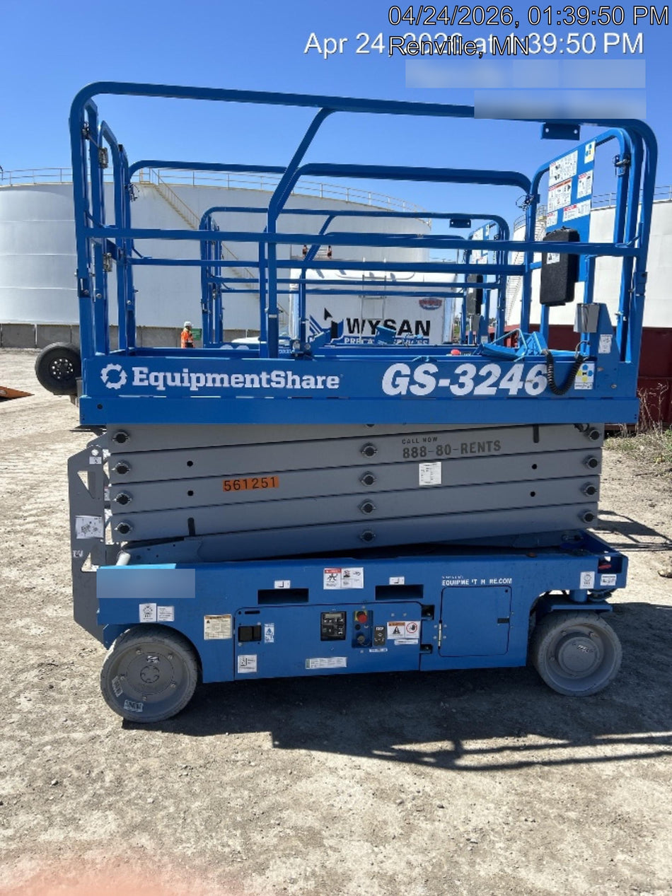 2022 GENIE GS-3246