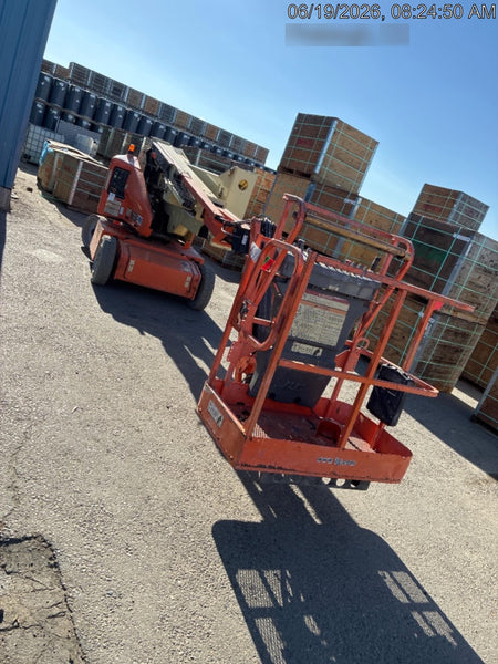 2019 JLG E400AJPN