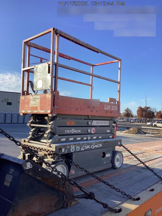 2018 Skyjack SJIII-3219 Skyjack SJIII3219 Scissor Lift w/Trojan Batteries