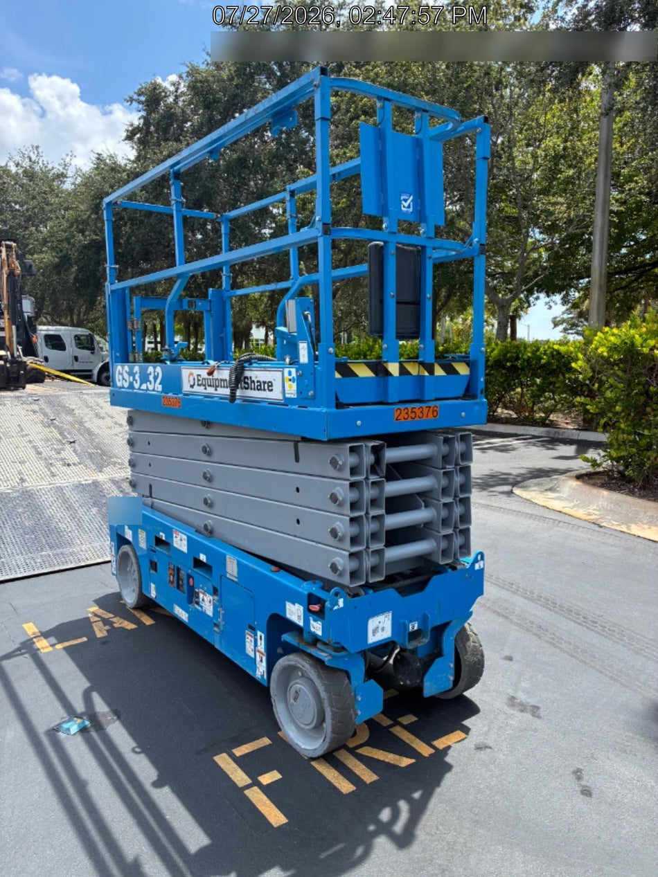 2022 GENIE GS-3232