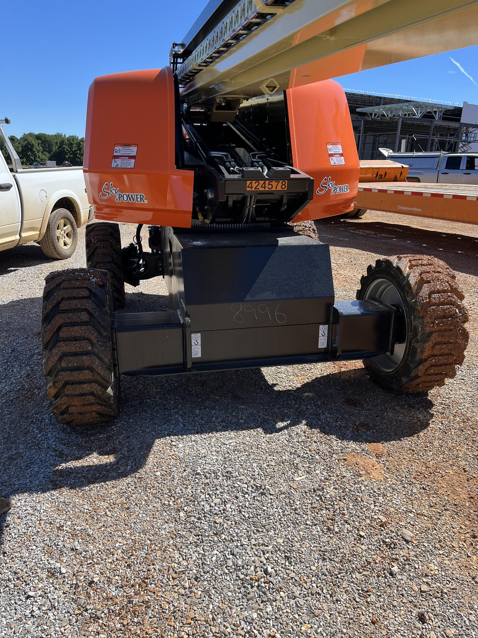 2024 JLG 660SJ