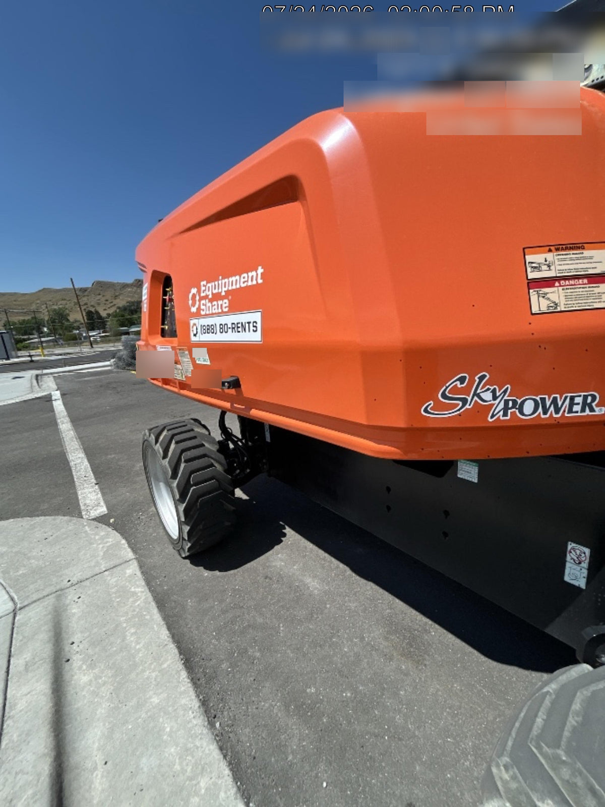 2023 JLG 660SJ