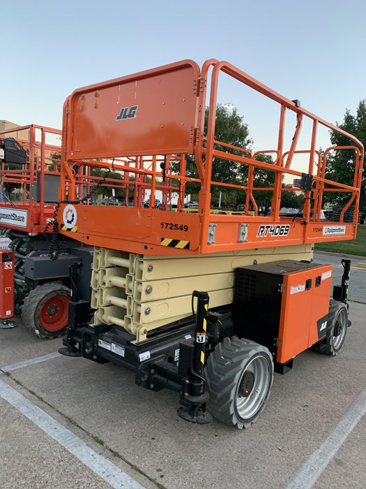 2021 JLG RT4069