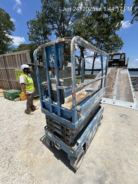 2016 Genie GS-1930 Genie GS1930 Scissor Lift