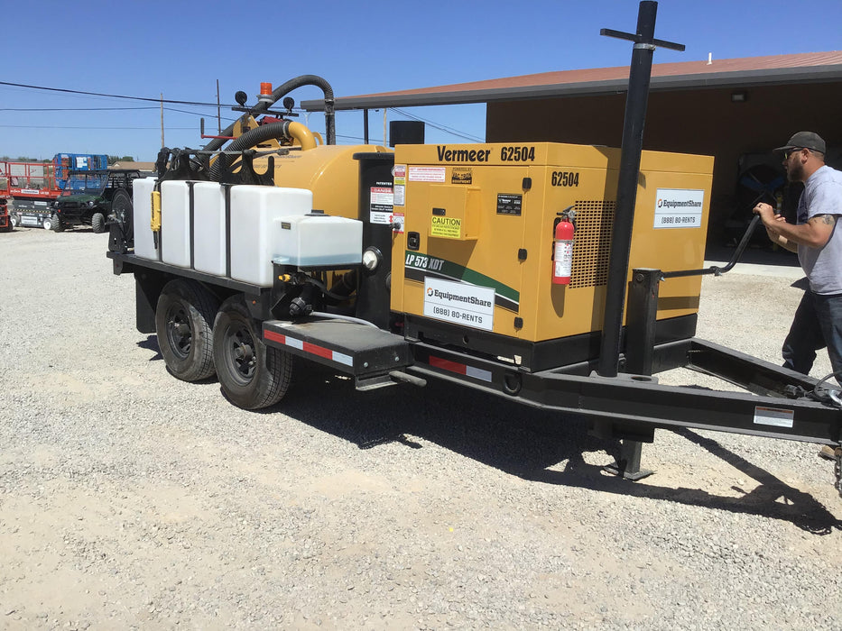 2019 Vac-Tron LP573XDT 24Hp Kohler Diesel, 500 Gal Debris Tank, 500 CFM Vacuum Pump, x2 100 Gal Water Tanks