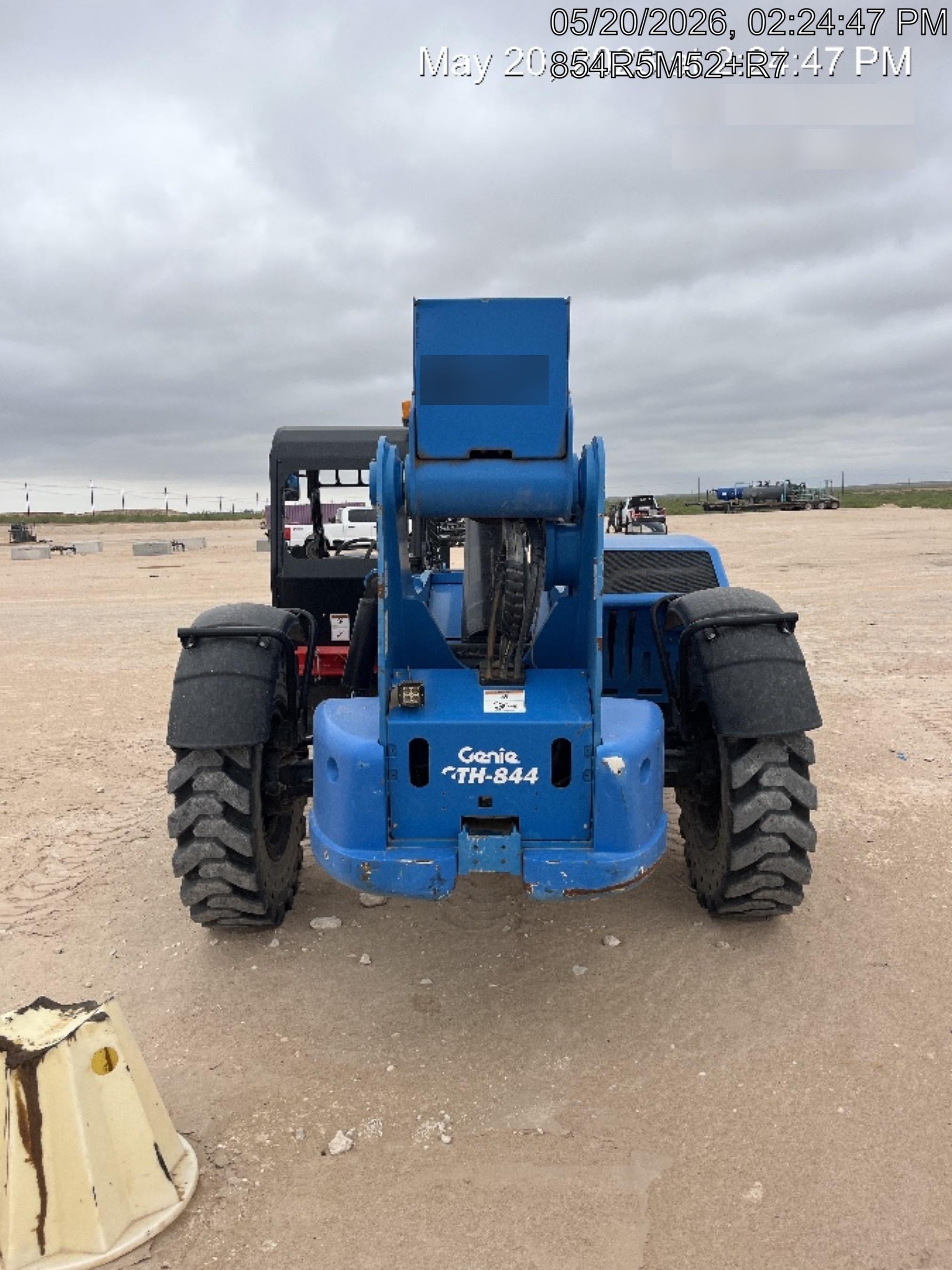 2018 Genie GTH-844 GTH-844 w/Open ROPS, Solid Tires, beacon/work lights, 60" carriage/forks