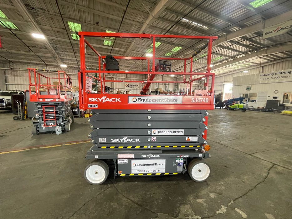 2022 SKYJACK SJ4740