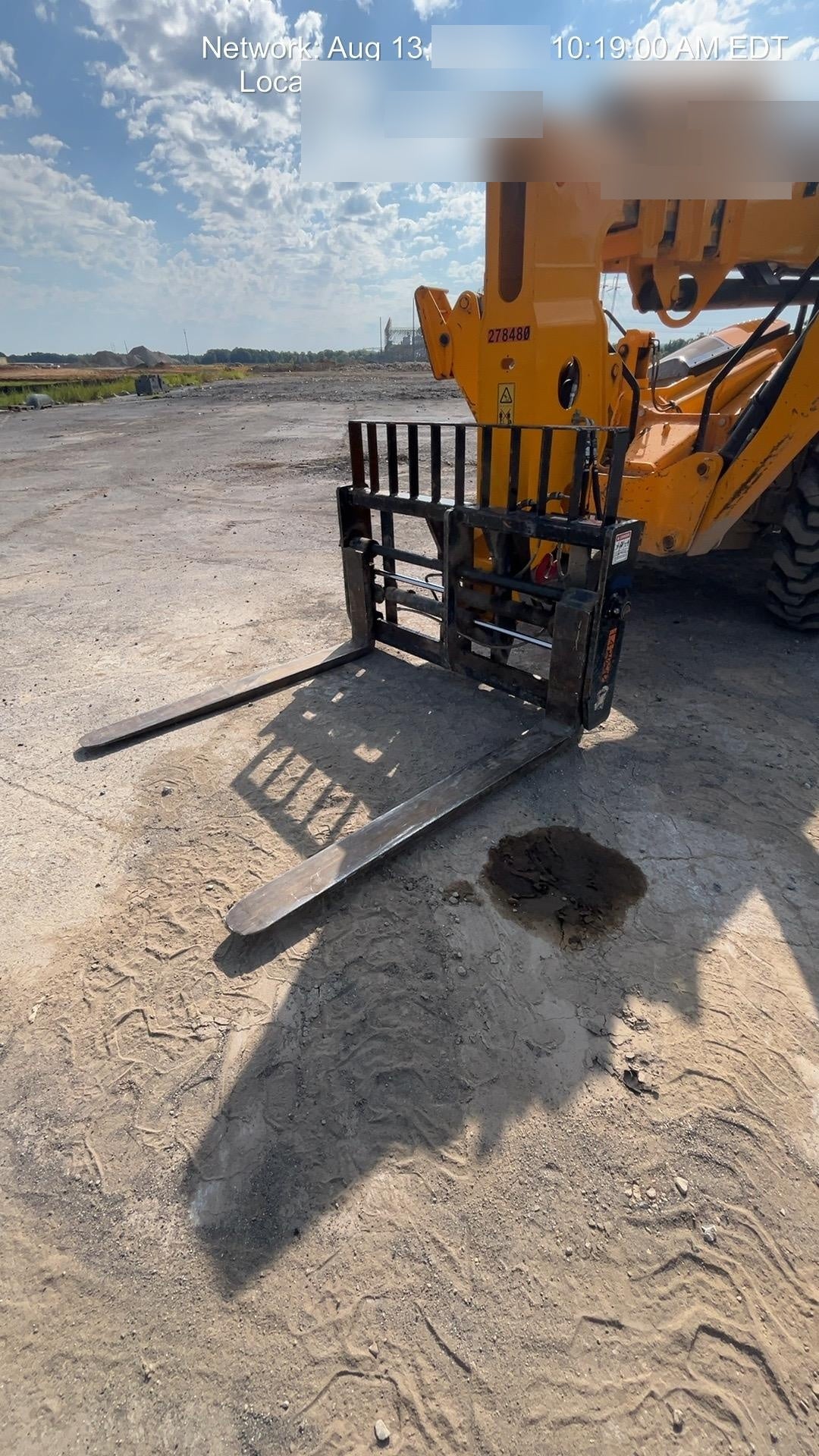 2021 JCB F7377