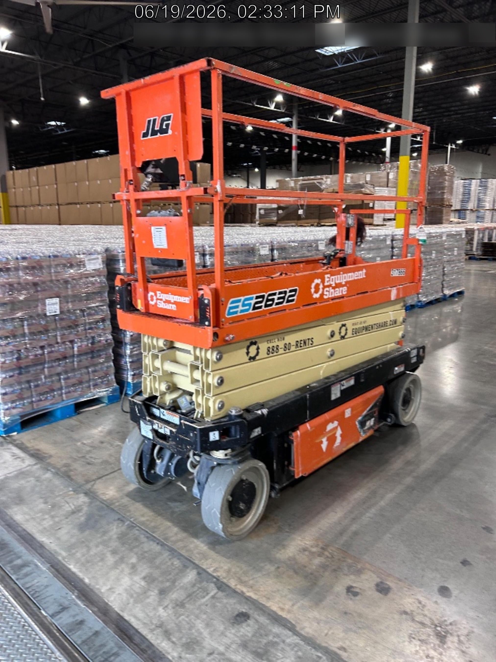 2023 JLG ES2632
