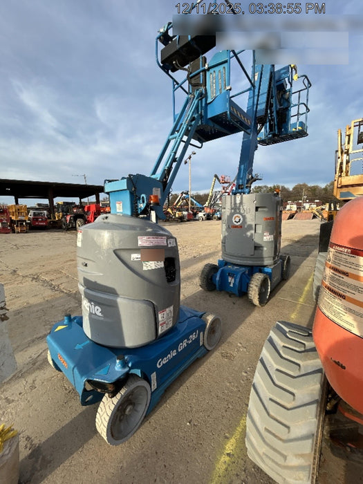 2020 GENIE GR-26J