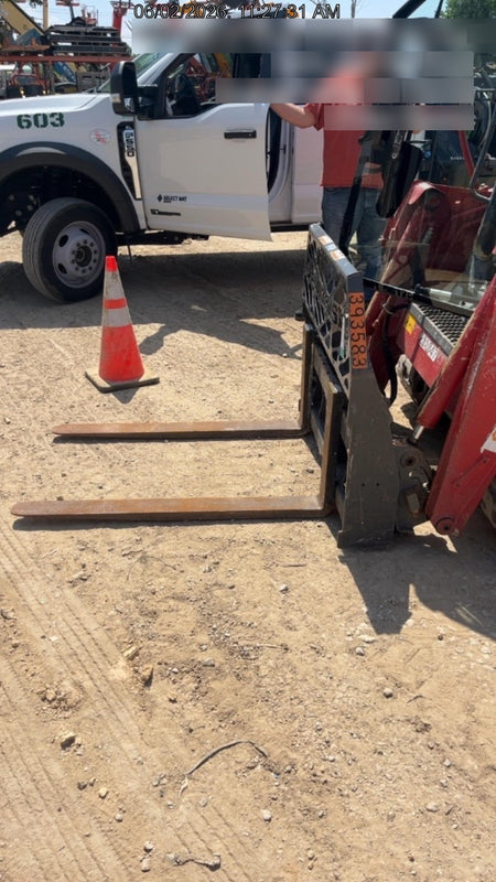 2024 PALADIN 48" Pallet Forks - Paladin