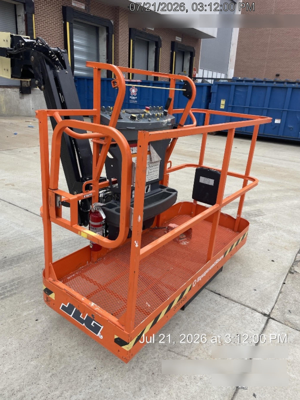 2023 JLG EC600SJ