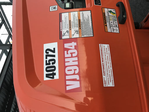 2019 JLG 400S
