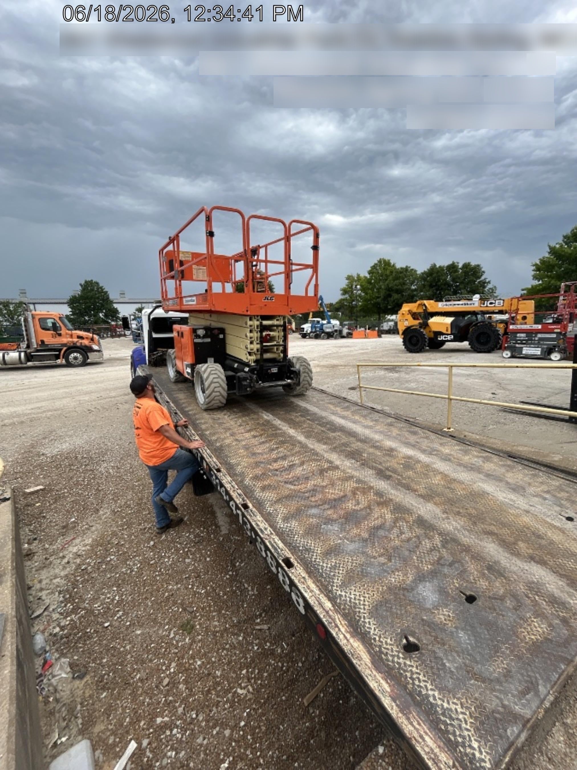 2021 JLG ERT4069