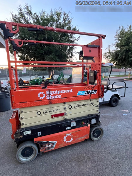 2022 JLG ES1932