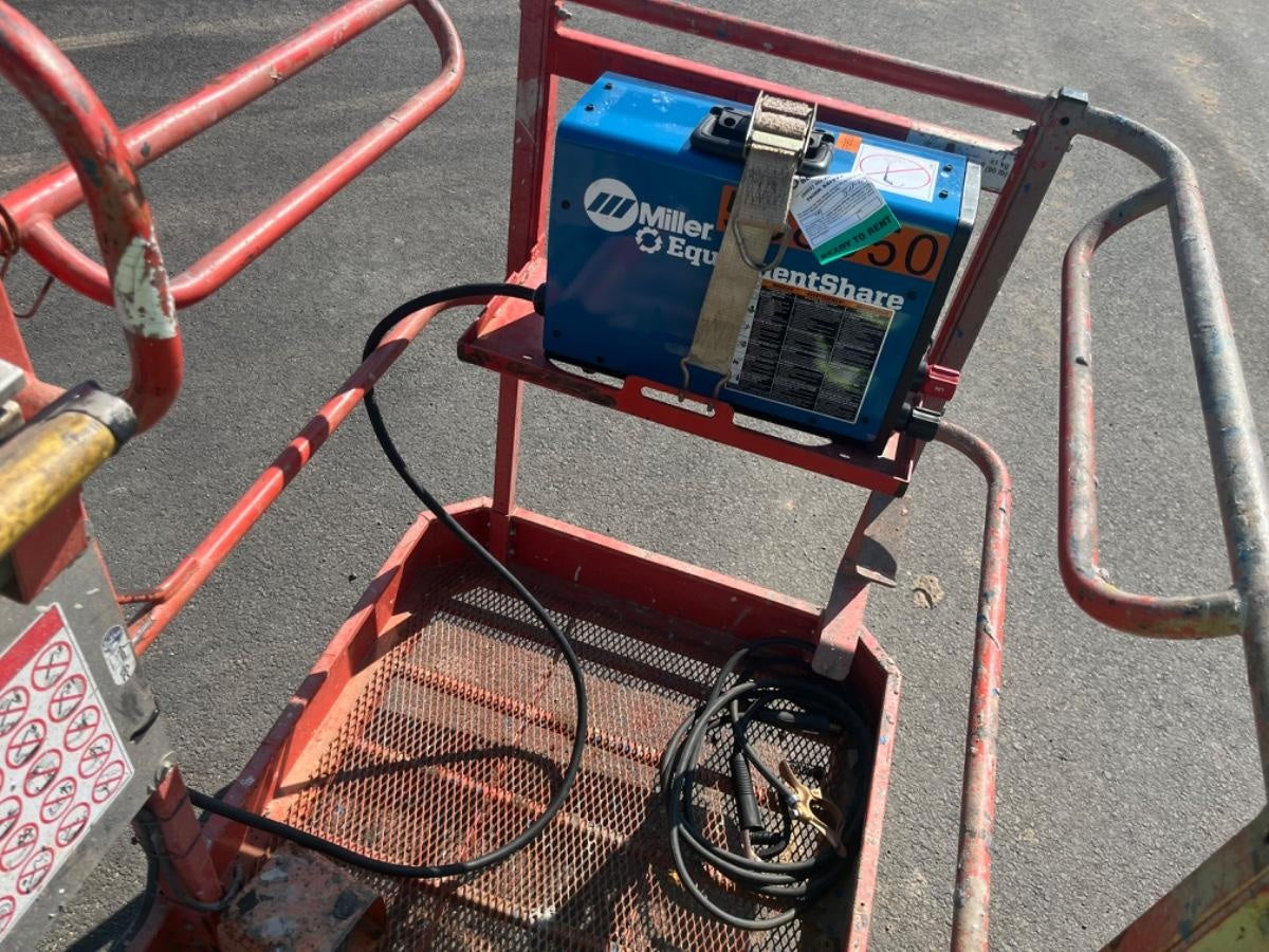 2025 MILLER ELECTRIC CST-282