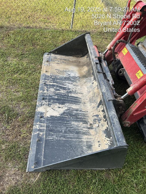 2025 JOHN DEERE 84" Bucket - John Deere