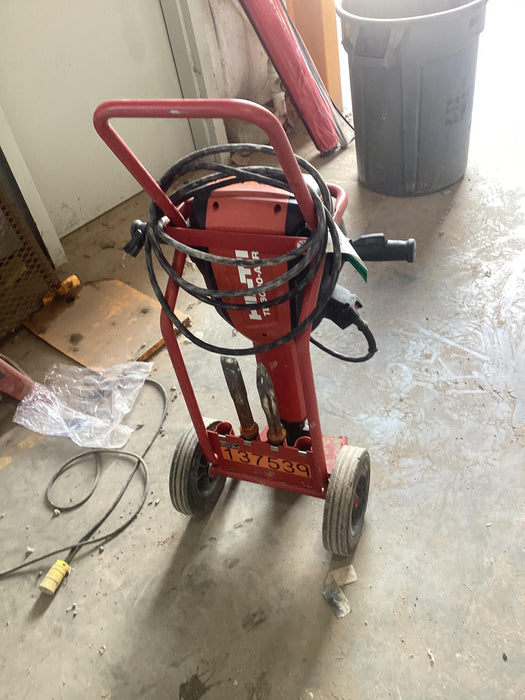 2021 HILTI TE 3000-AVR