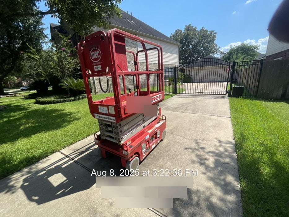 2019 MEC 1330SE Motion Alarm, Beacon, Includes MachineLink keypad and telematics device