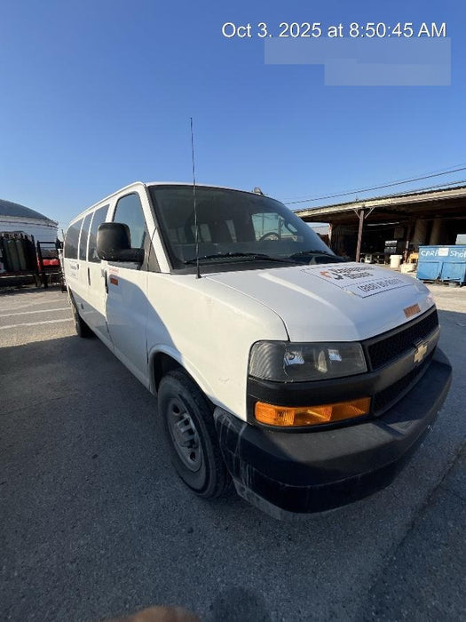 2023 CHEVROLET Express Van - Rental