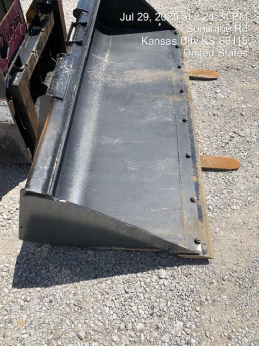 2025 JOHN DEERE 84" Bucket - John Deere