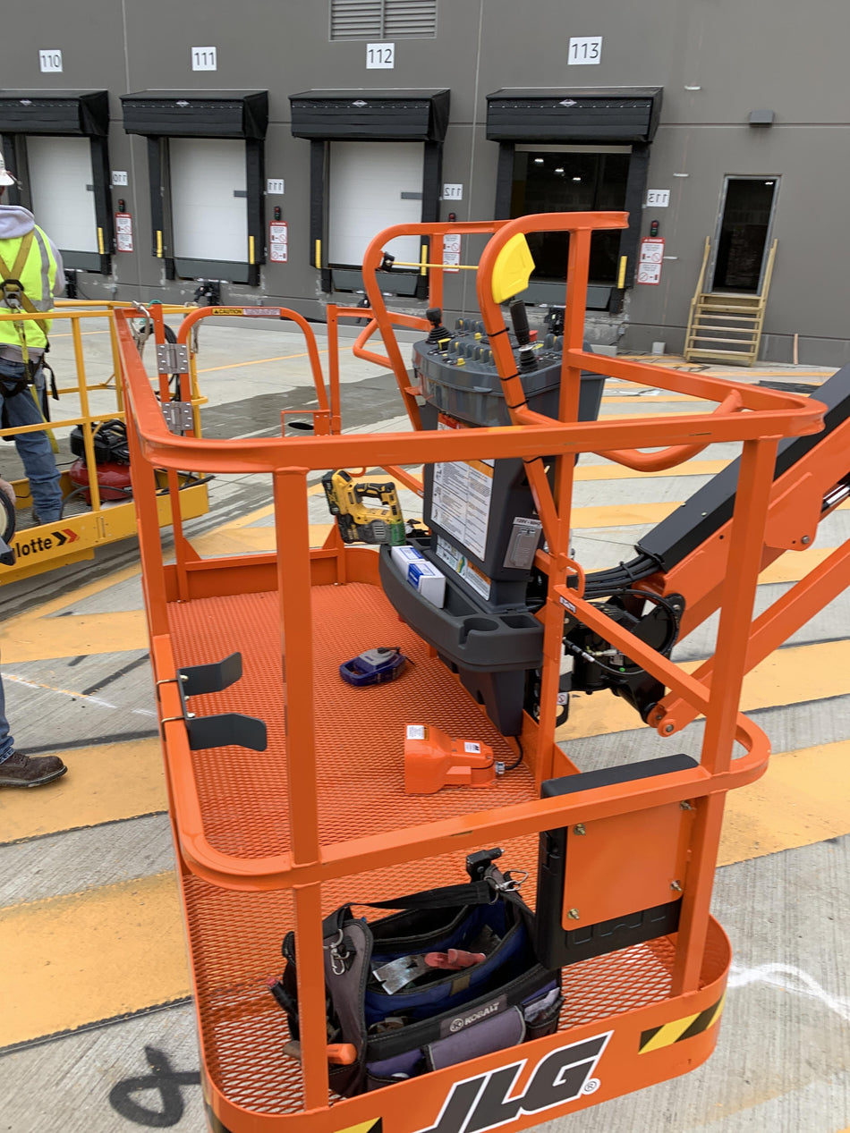 2021 JLG 660SJ