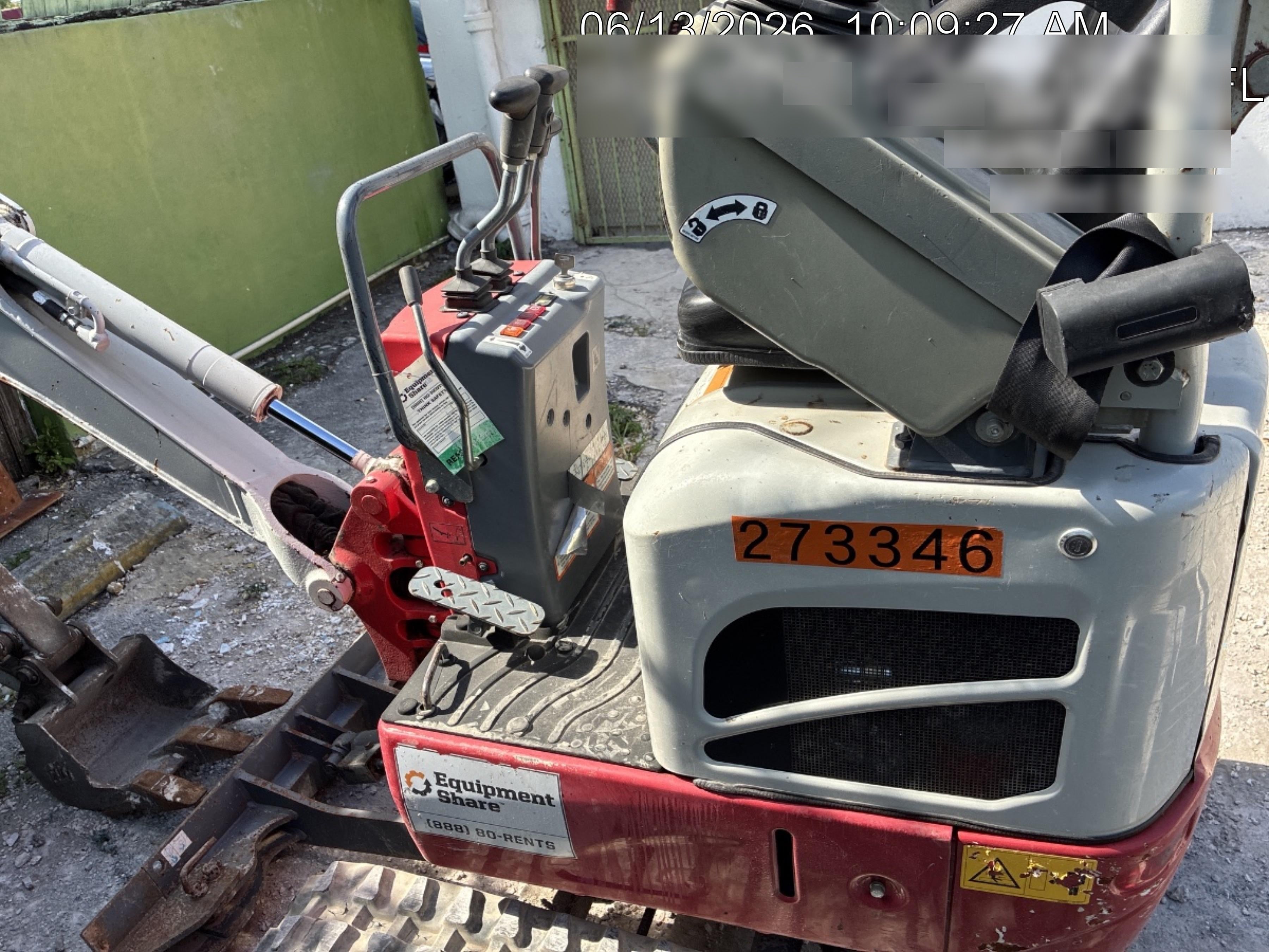 2022 TAKEUCHI TB210R