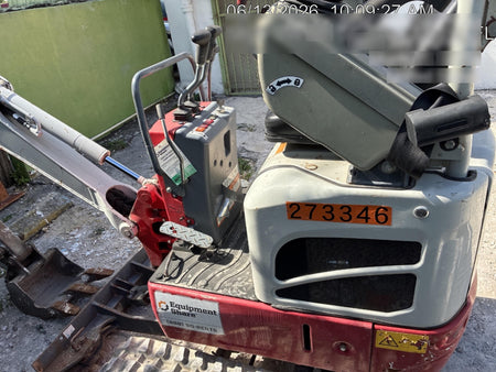 2022 TAKEUCHI TB210R