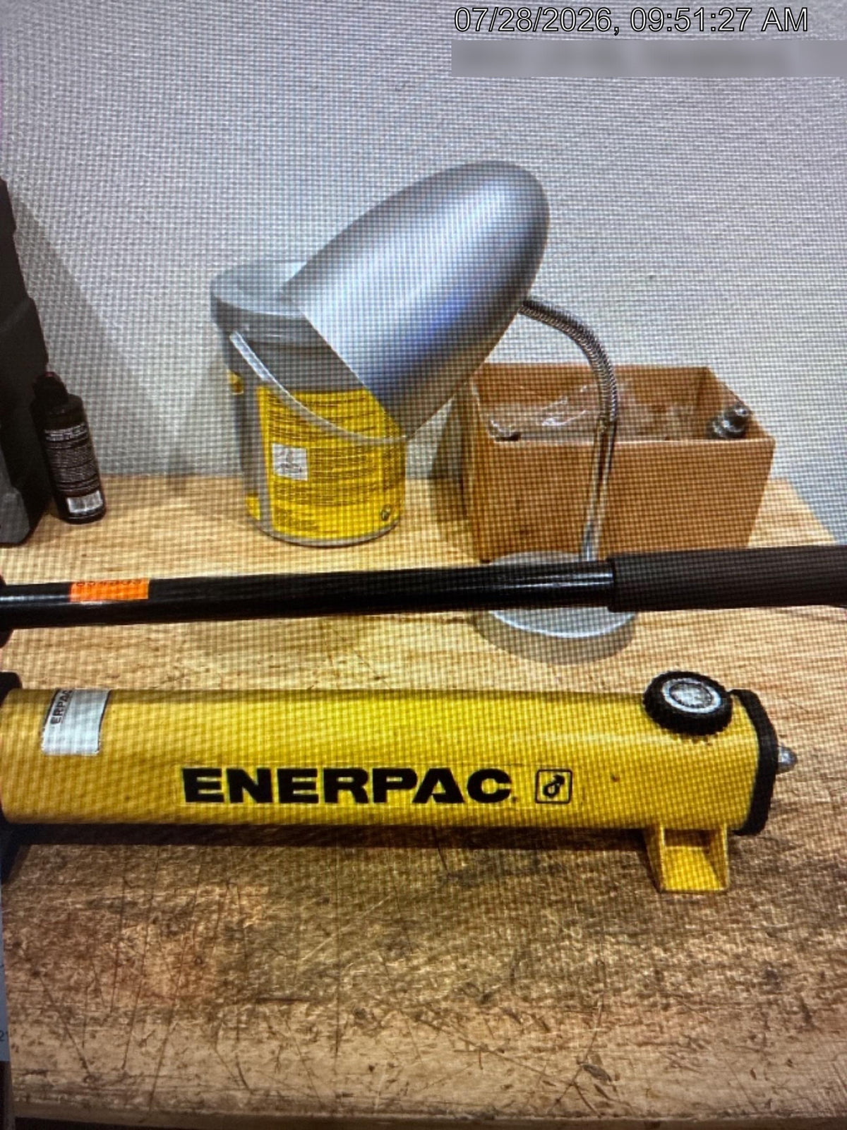 2040 ENERPAC P392
