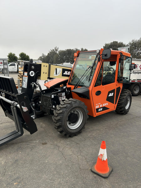 2025 JLG 519