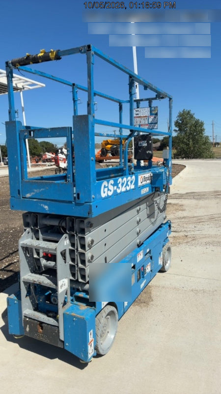 2023 GENIE GS-3232