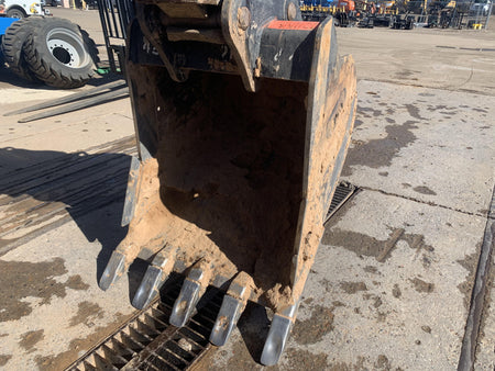2020 SANY 42" Bucket - Sany