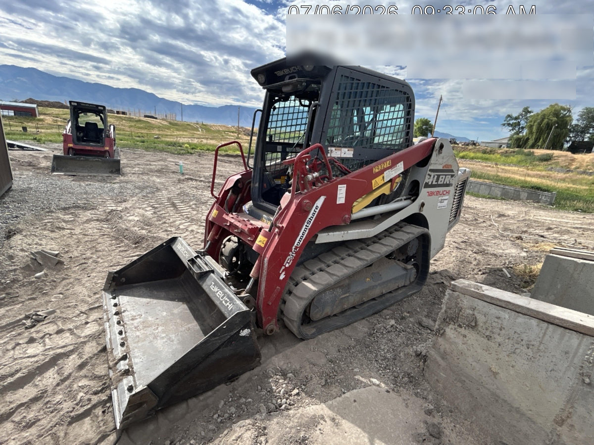 2023 TAKEUCHI TL8R2-CR