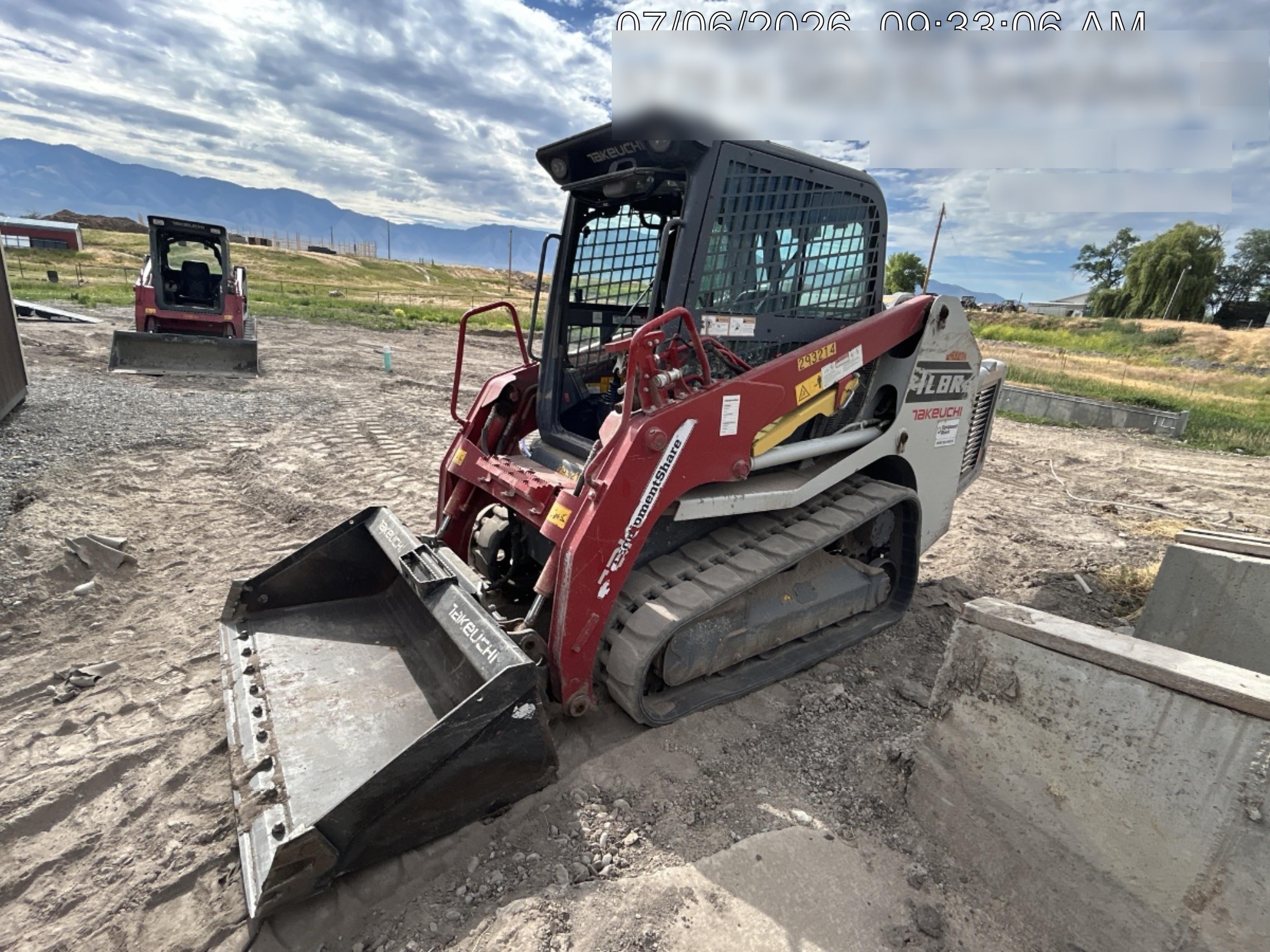 2023 TAKEUCHI TL8R2-CR