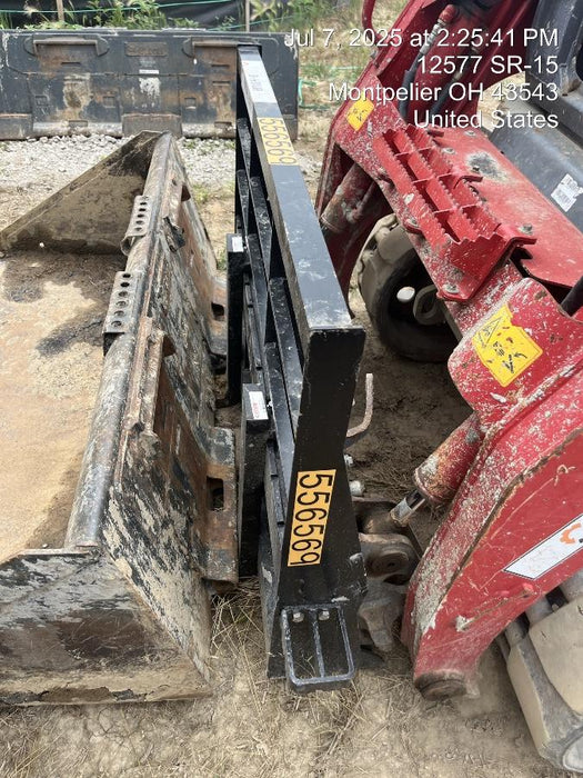 2025 ARROW MATERIAL HANDLING 48" Pallet Forks - Arrow